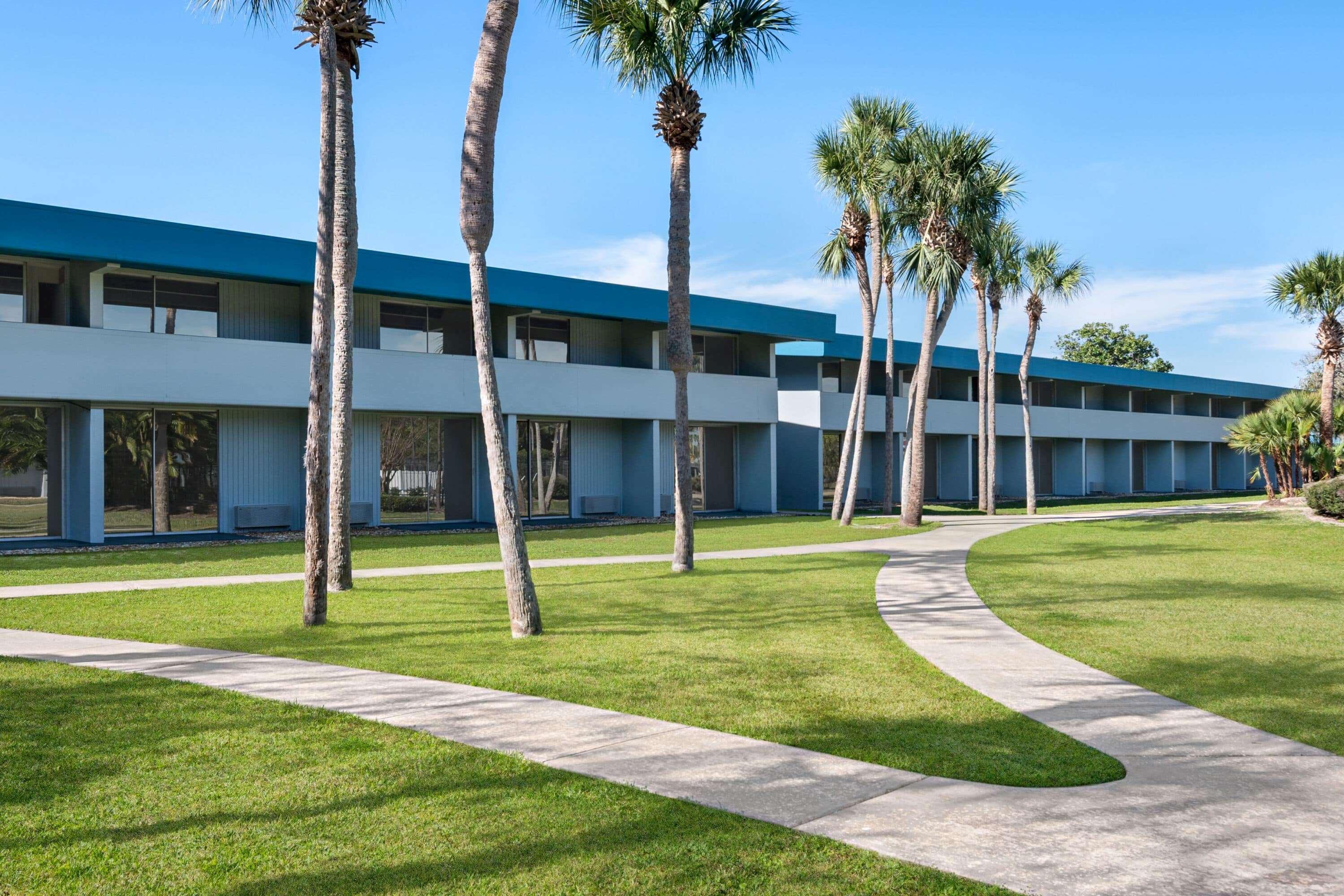 Baymont By Wyndham Daytona Beach - Intl Speedway Buitenkant foto